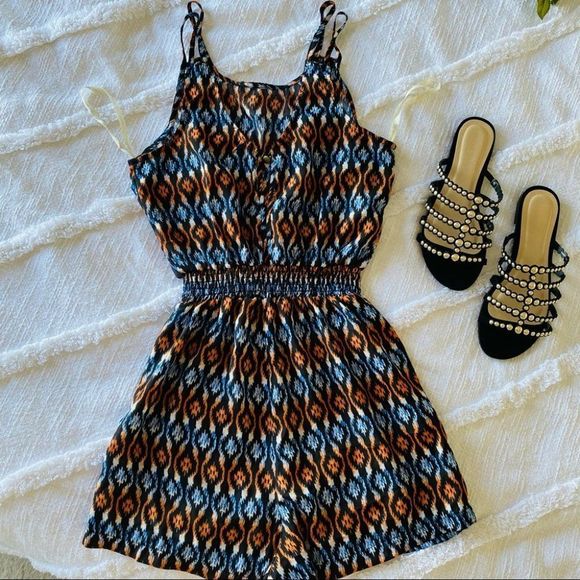 Vintage USA small shorts romper tribal design BOHO - Picture 2 of 5